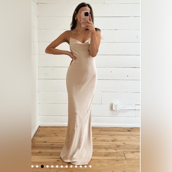 Show me your mumu Tuscany slip dress champagne - Picture 1 of 3